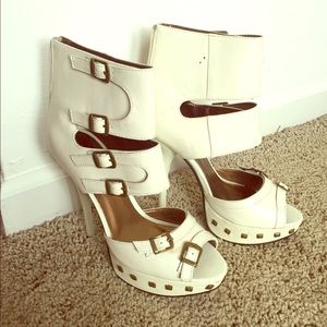 Multi Strap Platform Sandal - Brand New